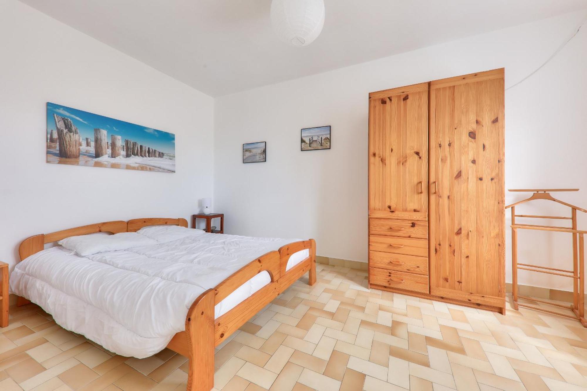 Vacances En Famille - Jardin - 800M De La Plage Сен-Жильда-де-Рюи Экстерьер фото